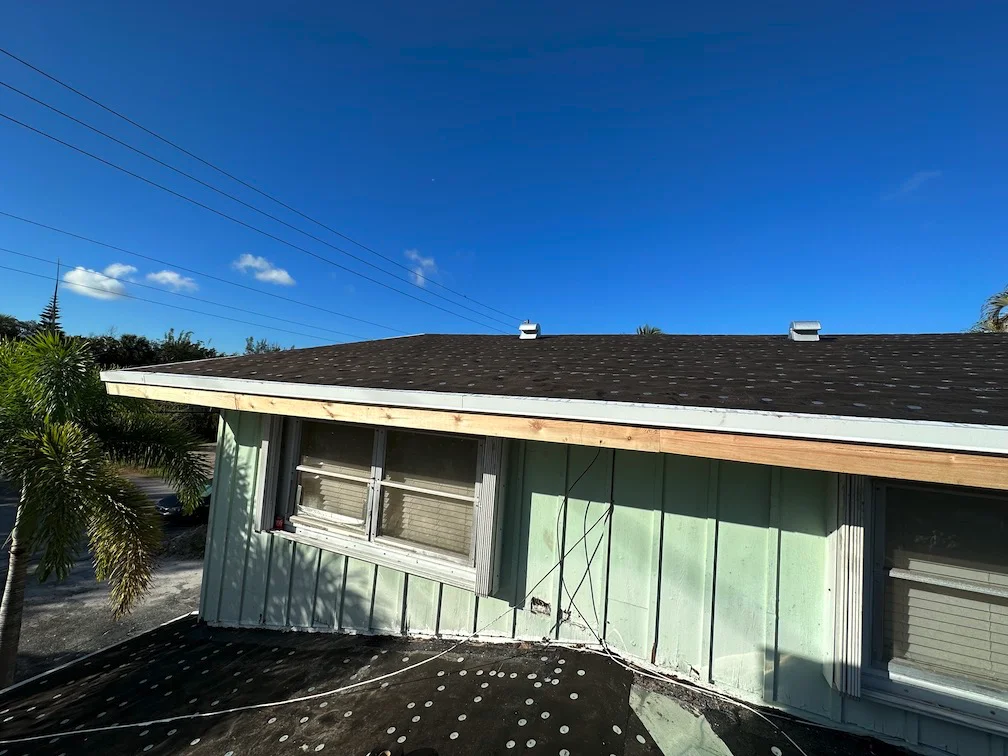 Shingle roof replacement in oakland park